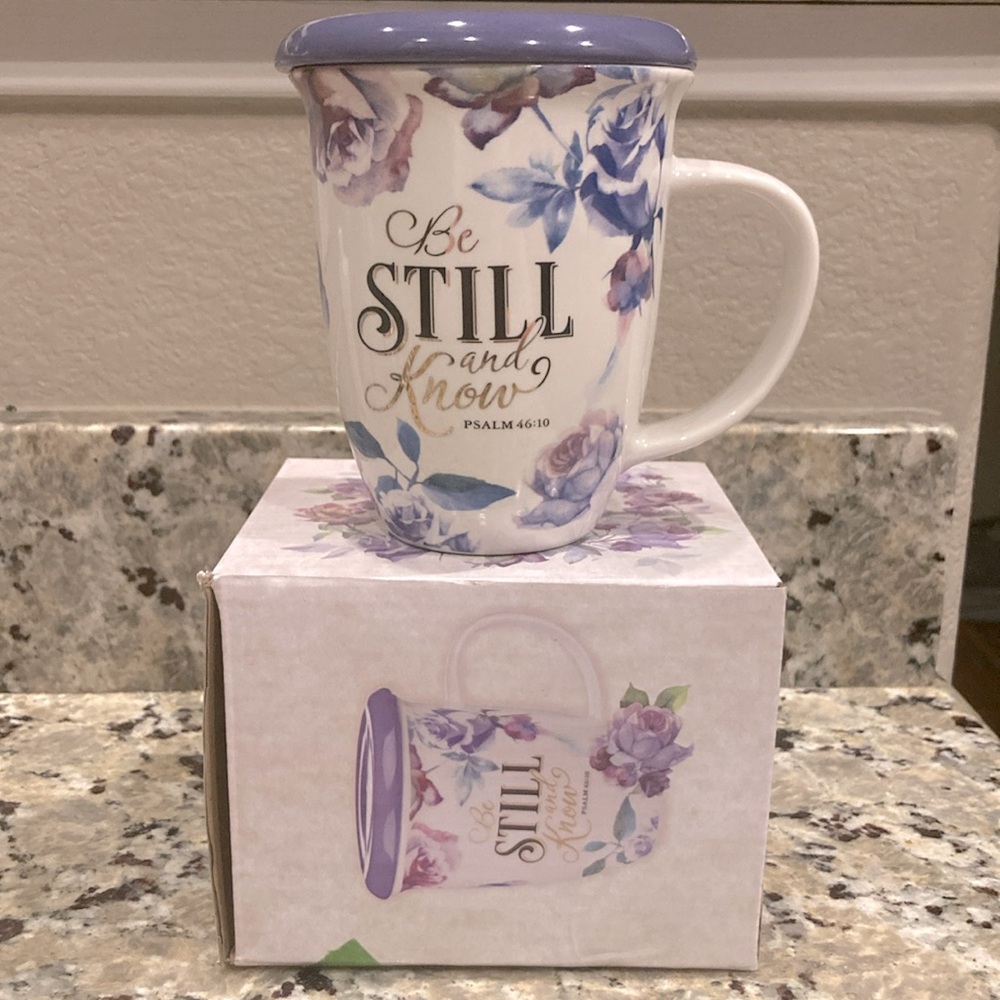Psalm 46:10 Purple Floral Inspirational Mug with lid